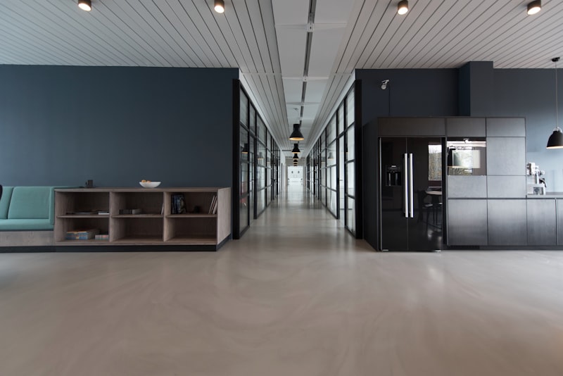 Aluminium systems and false ceiling installation
